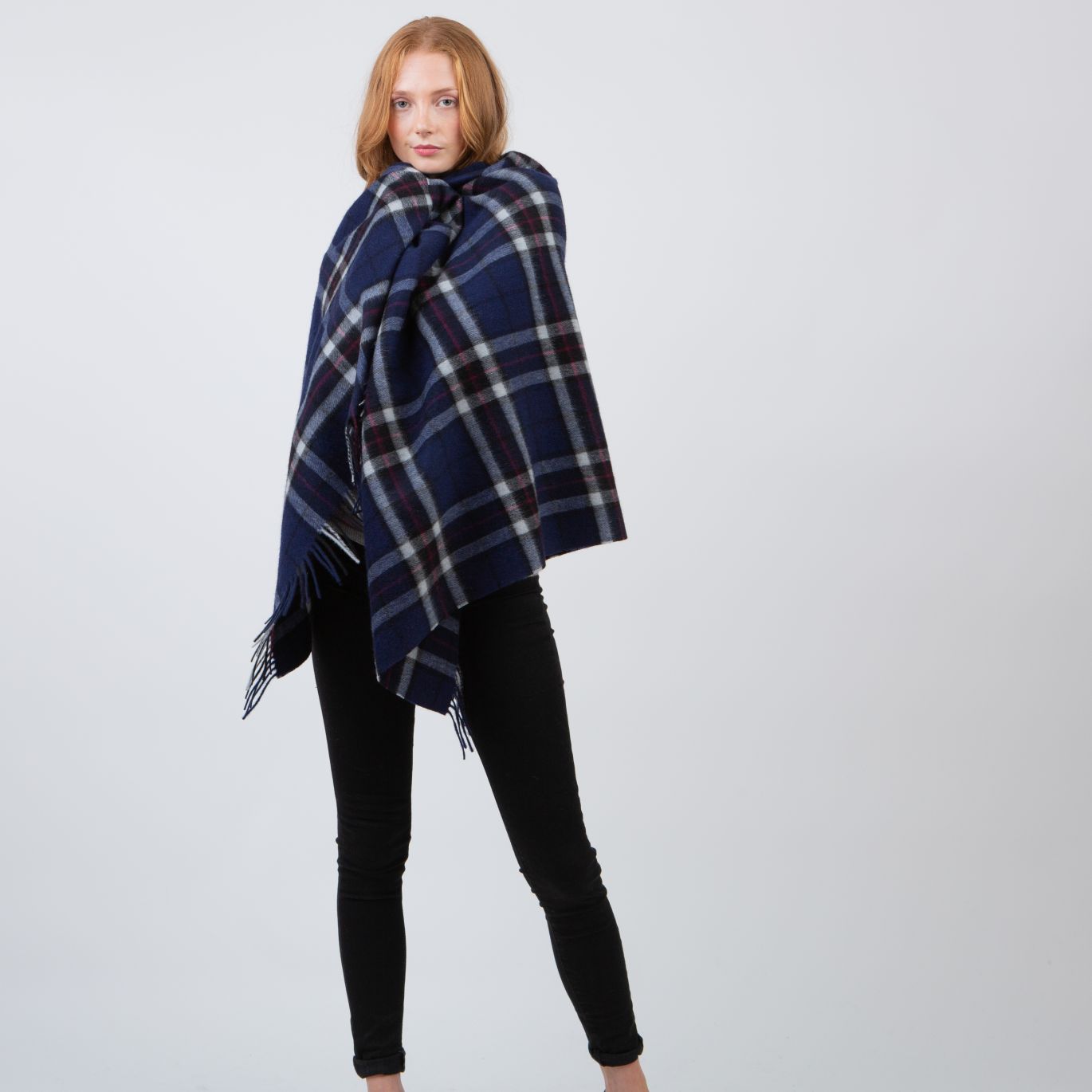 100% Lambswool Stole Navy Scotty Thomson Tartan